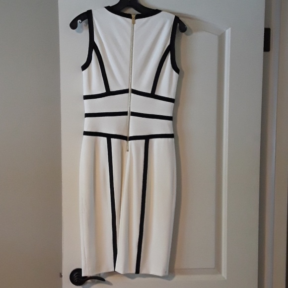 Cache off white dress - Picture 4 of 4
